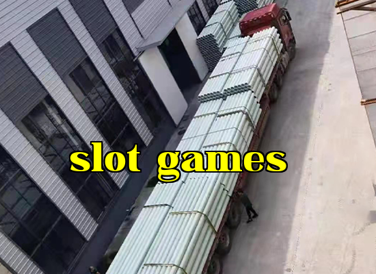 8585877